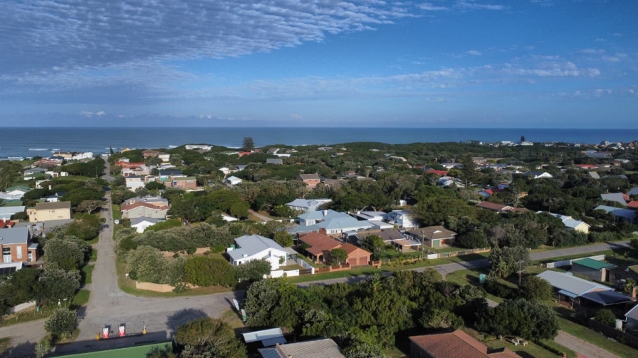 4 Bedroom Property for Sale in Boknesstrand Eastern Cape